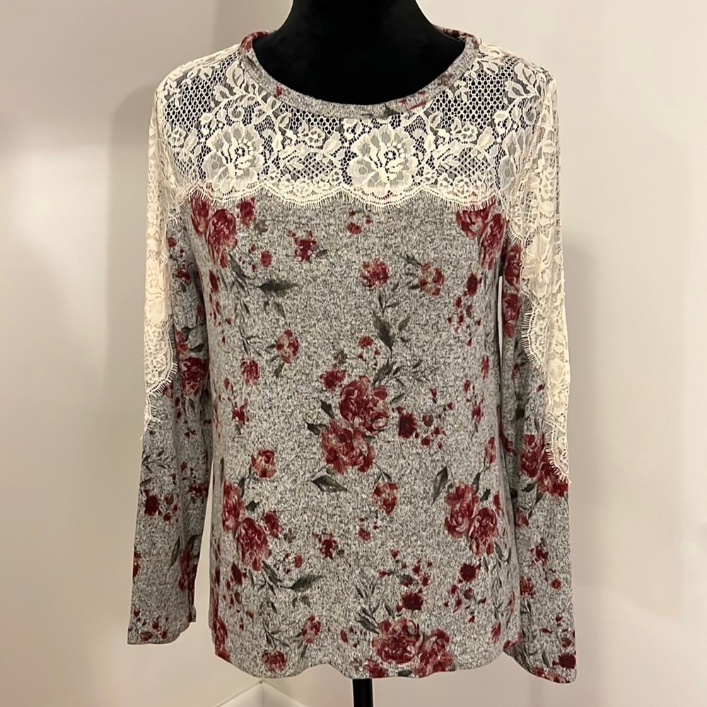 Rewind Long Sleeve top with Lace. Solid gray with wine floral. Size L